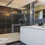 Apartamento Comfortable Flat - 1bd 4p - Gare Est